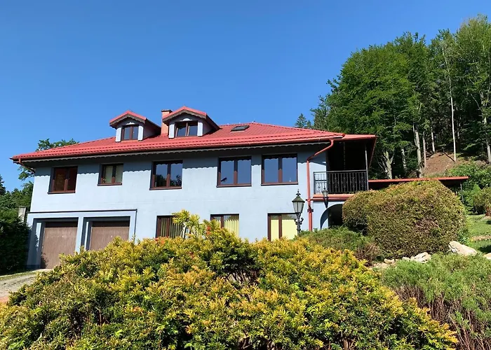 Leśny Dwór Wald Herrenhaus